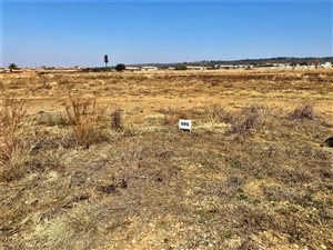 728 m² Land available in Six Fountains Estate