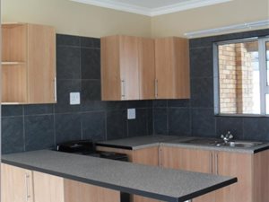 2 Bed Townhouse in Vaalpark