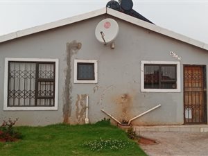 5 Bed House in Lehae