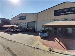 1400 m² Industrial space in Wadeville