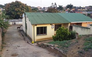 2 Bedroom House in Trenance Manor