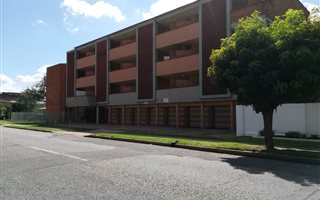 2 Bedroom Apartment in Potchefstroom Central