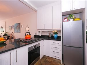 2 Bed Duplex in Linden