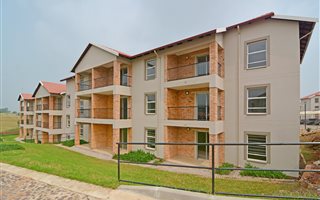 2 Bedroom Apartment in Tasbet Park