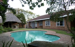 4 Bedroom House in Meerensee