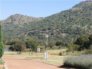 622 m² Land available in Broederstroom