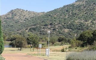 622 m² Land available in Broederstroom