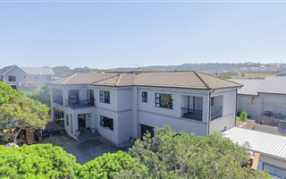 4 Bedroom House in Lovemore Park