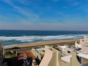 3 Bed Apartment in Umdloti Beach