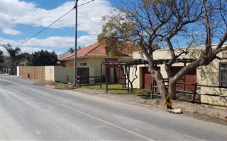 4 Bedroom House in Bonnievale