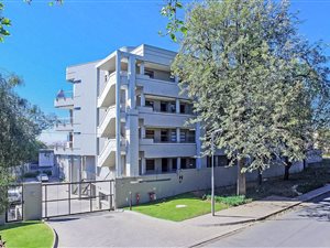 3 Bed Duplex in Craighall