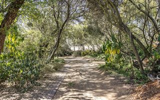 1776 m² Land available in Bryanston