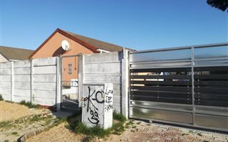 3 Bedroom House in Devon Park