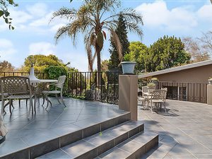4 Bed House in Floracliffe