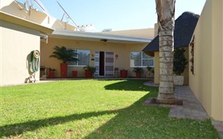3 Bedroom House in Keidebees