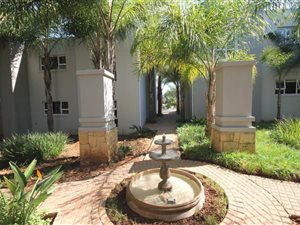 2 Bed Apartment in Eagle Canyon Golf Estate