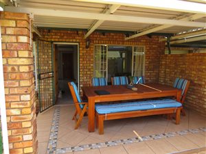 2 Bed Townhouse in Wierda Glen