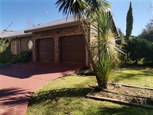 3 Bed House in Panorama