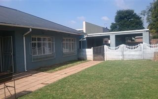 3 Bedroom House in Ravensklip