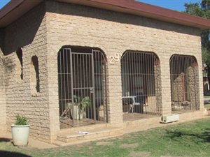 4 Bedroom House in Campher Park