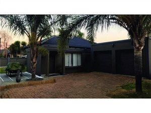 3 Bedroom House in Clearwater Estate