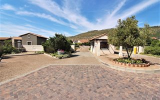 576 m² Land available in Whale Rock