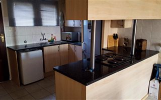 2 Bedroom Apartment in Moreleta Park