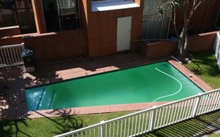 Bachelor apartment in Auckland Park
