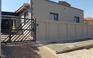 4 Bedroom House in Crosby