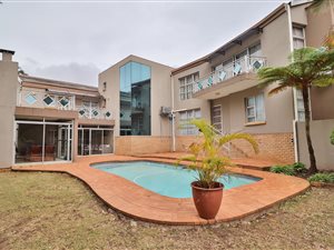 5 Bed House in Fairview