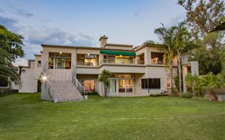 4 Bedroom House in Beaulieu