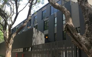 2 Bedroom Duplex in Rosebank