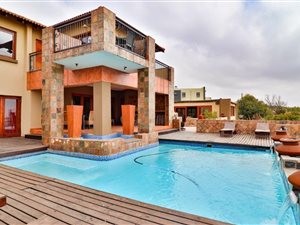 5 Bed House in Verresig Country Estate