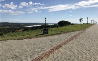1004 m² Land available in Khamanga Bay