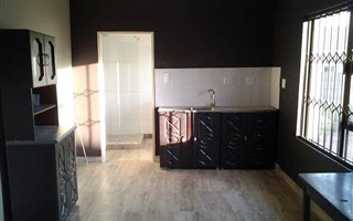 1 Bedroom Garden Cottage in Fochville
