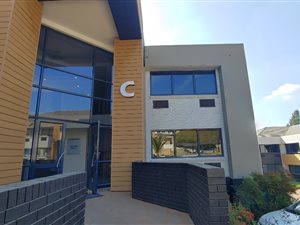 1273 m² Commercial space in Rivonia