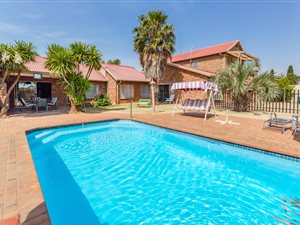 4 Bed House in Boksburg Central