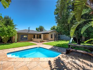 3 Bed House in De Oude Spruit