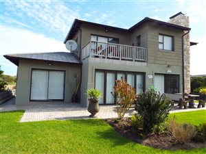 3 Bed House in Hartenbos Landgoed