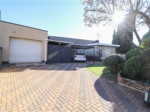 3 Bed House in Marlands