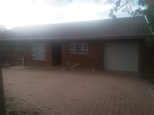 1 Bed House in Beverley Hills