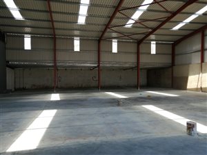 540 m² Industrial space in Newlands West