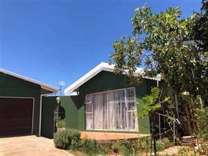 3 Bed House in Vanderkloof