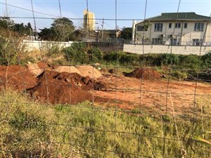 1353 m² Land available in Asherville