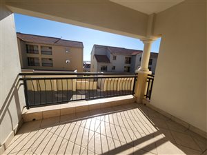 2 Bed Apartment in Paramount Estate