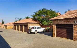 4 Bedroom Duplex in Six Fountains Estate