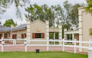 7 Bedroom House in Beaulieu