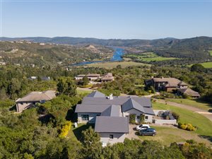 3 Bed House in Simola