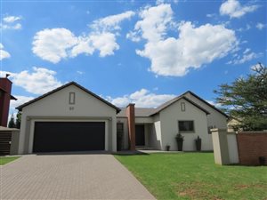 3 Bedroom House in Midlands Estate