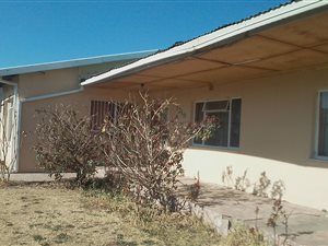 3 Bed House in Ezibeleni